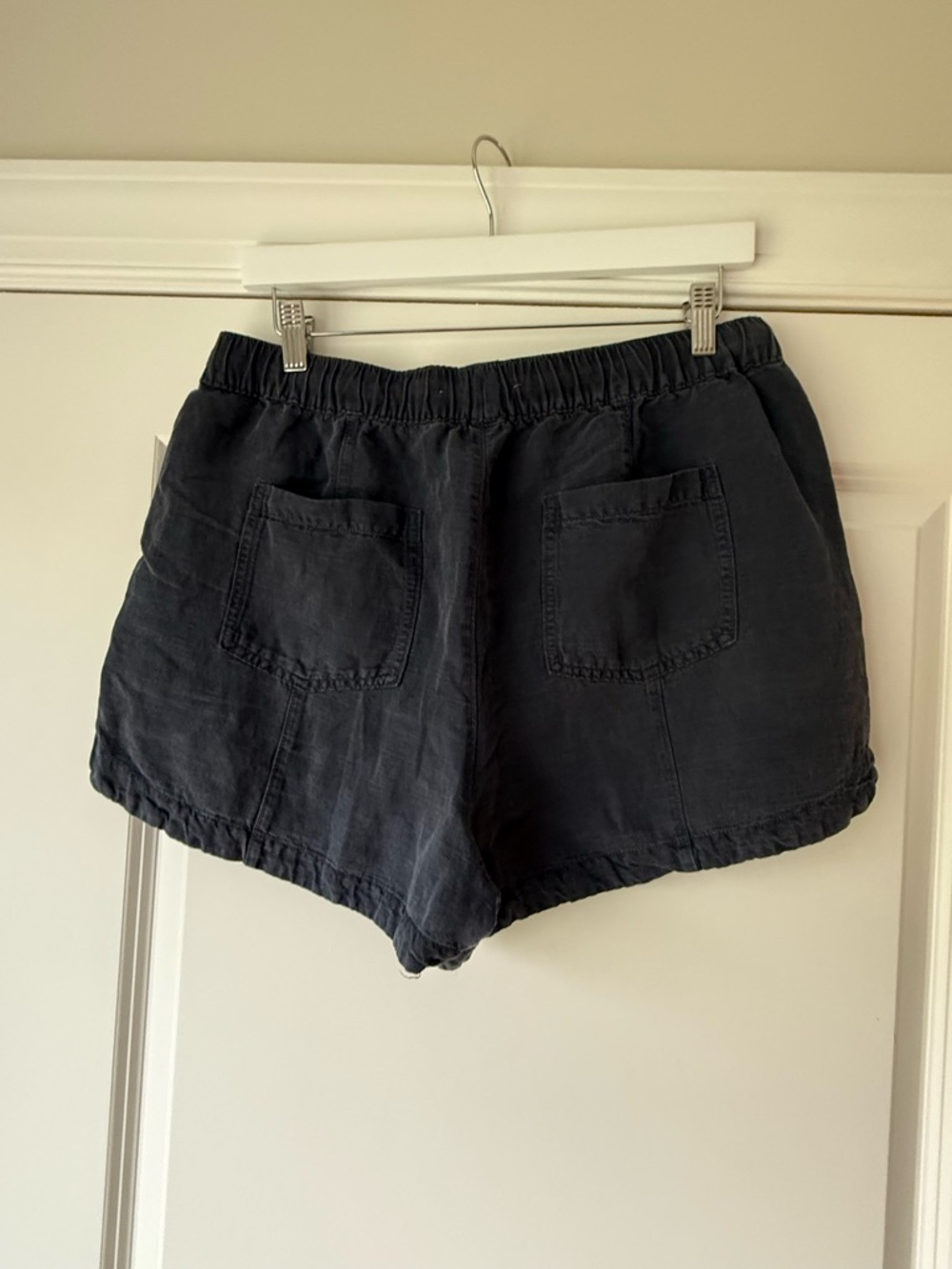 C&C California Linen Blend Shorts, Muted Navy, Size XL (fit more like Large) - Picture 2 of 11